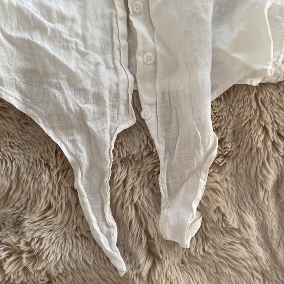 White linen blouse - Picture 4 of 4